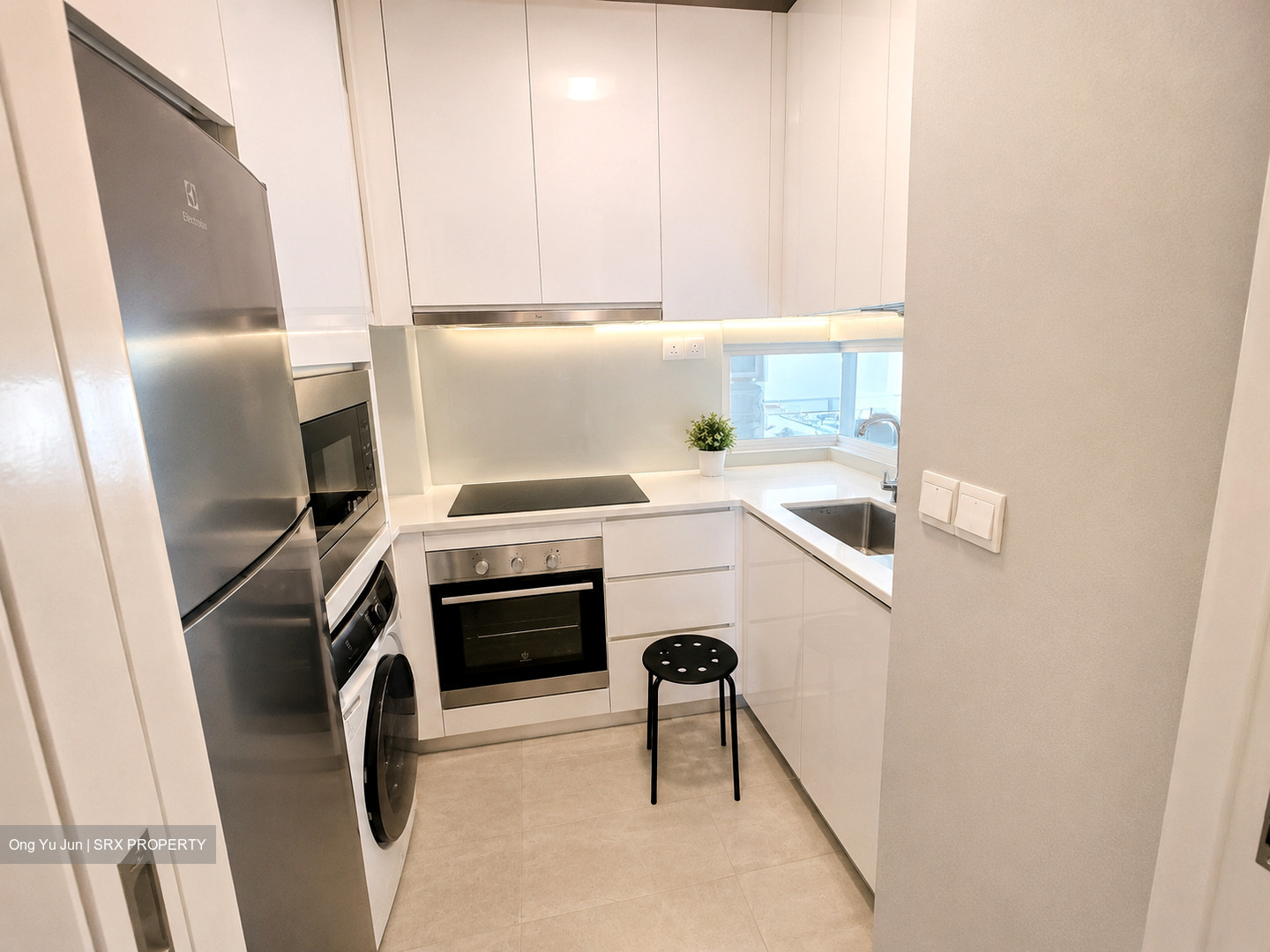 Kingsford . Hillview Peak (D23), Condominium #608587171